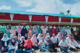 SMPN 3 Teluk Keramat gelar reuni perdana