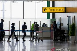 Maskapai Nigeria hentikan operasi karena tidak sanggup beli bahan bakar