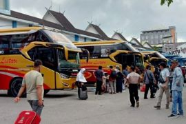 Arus balik di Terminal KM 6 Banjarmasin terpantau masih stabil pada H+4