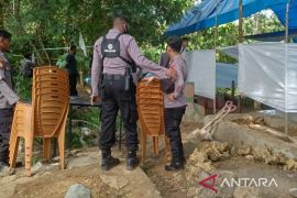 Polres Muna terjunkan 48 personel untuk amankan autopsi jenazah Amis