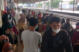 KAI Madiun layani 191.318 penumpang selama masa angkutan Lebaran 2022