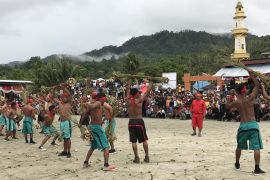 Warga Negeri Morella pertahankan tradisi pukul sapu setiap Lebaran 7