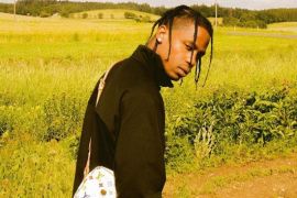 Rapper Travis Scott kembali manggung enam bulan setelah tragedi Astroworld