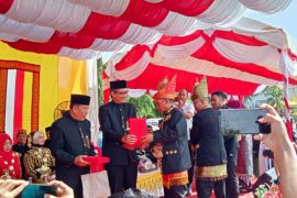 Jabatan bupati Abdya mau berakhir, ini pesan Akmal