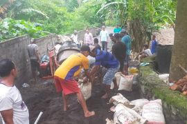 FABA dari PLTU Ropa dimanfaatkan untuk bangun jalan