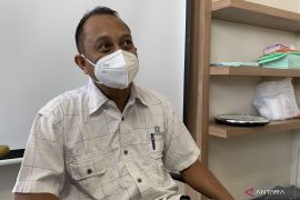 5 dokter tangani pasien berbobot 275 kg jatuh dari lift