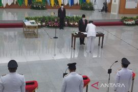 DPR: Penjabat Gubernur tak berkontribusi positif harus diganti