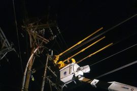 PLN kebut pemulihan sistem kelistrikan di Ambon