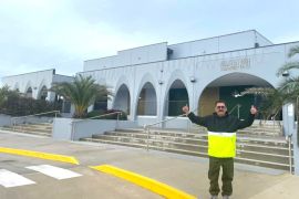 Catatan Ilham Bintang - Salat Dzuhur di Masjid Seharga 85 Milyar