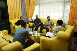 Golkar minta Disnaker Surabaya beri pendampingan puluhan karyawan PT Star TRS