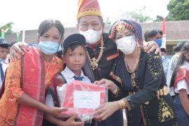Hardiknas dipusatkan di Pegagan Hilir, Bupati Dairi, undangan dan siswa kenakan pakaian adat