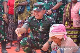 Kasad: TNI AD harus selalu hadir dan jadi solusi atas kesulitan rakyat