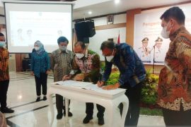 Erzaldi Rosman minta Pj Gubernur berusaha naikkan royalti timah dan jadikan Babel lebih hebat lagi