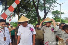 Kementan dorong petani Sulawesi Utara terus membudidayakan kelapa