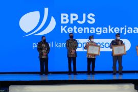 Sukses percepat layanan lewat digitalisasi, pengelolaan arsip BPJS Ketenagakerjaan raih penghargaan ANRI