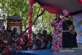 Jalan rusak, Bupati Karawang minta maaf