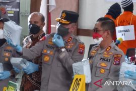 Kapolda Sumbar peringatkan masyarakat tak ada toleransi untuk narkoba