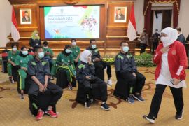 Gubernur Khofifah berharap muncul Sony Dwi Kuncoro "baru"