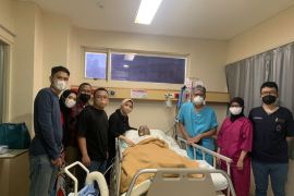 Catatan Ilham Bintang -Miing Bagito Pasca Bypass : Alhamdulillah, Operasi Lancar