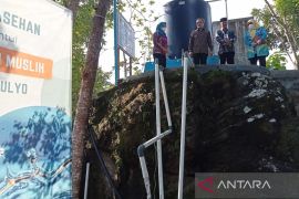 Pemkab Bantul membangun jaringan air bersih bantu penuhi kebutuhan warga