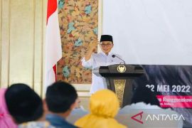 Pemkab Pamekasan beri beasiswa 3.665 santri berprestasi dari keluarga miskin