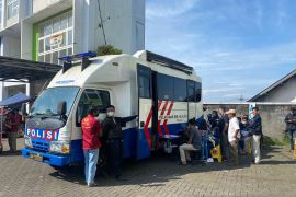 Polres Sukabumi Kota imbau masyarakat gunakan layanan SIM kelilin