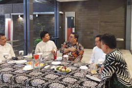 Bupati sambas - Waketum DPP Gerindra silahturahmi di Mercure Pontianak