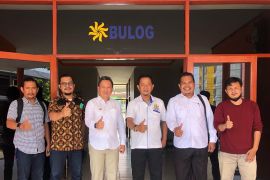 Jalin kerjasama, Kadin dan Bulog Tembilahan upayakan suplai pangan pokok tercukupi