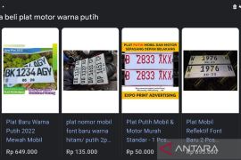 Korlantas ingatkan masyarakat tidak beli pelat nomor putih "online"