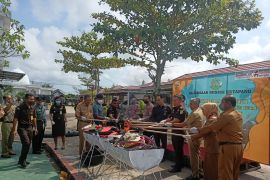 Kejari Ketapang musnahkan barang bukti tindak pidana umum