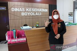 Dinkes Boyolali tetap vaksinasi warga meski COVID-19 melandai