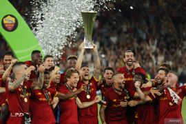 Tekuk Feyenoord, AS Roma juarai Liga Conference