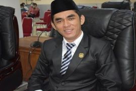 Dewan minta SKPD layani masyarakat dengan Humanis