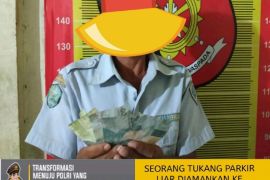 Melalui Siber Pungli, Polres Padangsidimpuan amankan kembali petugas parkir liar