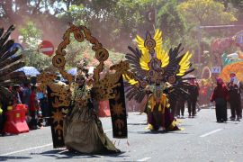 Pawai Bunga dan Budaya semarakkan HUT ke-729 Surabaya
