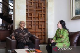 Puan sebut Indonesia kehilangan guru bangsa wafatnya Buya Syafii