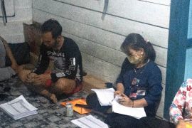 Telaah - Makna "Jendela dunia" dan "warta warga" di perbatasan