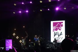 D'masiv bawakan lagu ikonis dengan aransemen jazz