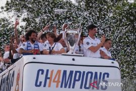 Perayaan kemenangan Real Madrid di Liga Champions Page 2 Small