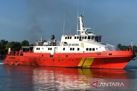 Tim SAR evakuasi ABK 'Zidane Express' dalam kondisi selamat