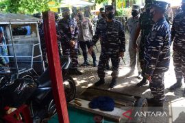 Lantamal IV gelar Serbuan Teritorial ringankan kesulitan warga pesisir
