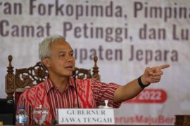 Gubernur imbau masyarakat terapkan pola hidup sehat cegah cacar monyet