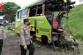 Korban kecelakaan maut Tol Sumo 15 orang, sopir ditetapkan tersangka