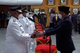 Mendagri lantik Penjabat  Bupati dan Wali Kota di Papua