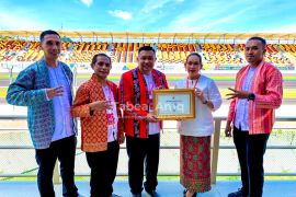 Pemkot Ambon terima sertifikat penghargaan Eliminasi Malaria, tingkatkan kesehatan masyarakat