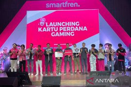 Smartfren luncurkan kartu perdana gaming bersama Genesis Dogma dan Infinix