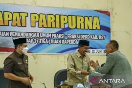 Sejumlah fraksi DPRD HST tolak raperda pemekaran kecamatan