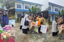 Belajar mengiklankan menggunakan bahasa Inggris