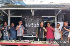 Resmikan Cafe Coffee Sipirok Silua, MPIG apresiasi Syahrul Pasaribu