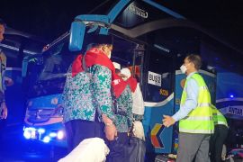 389 jemaah calon haji berangkat ke Tanah Suci dari Embarkasi Jakarta